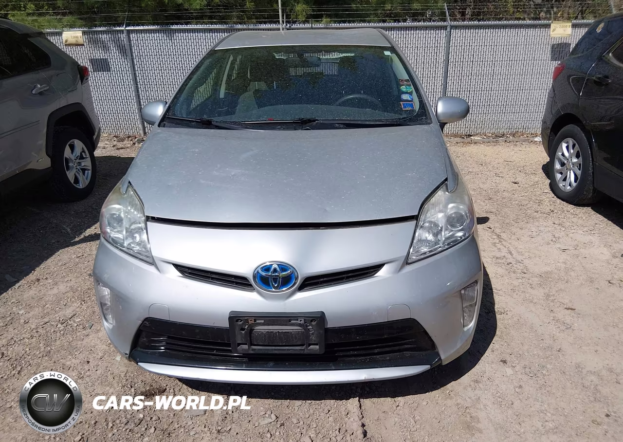 2013 Toyota Prius Two VIN:JTDKN3DU6D0351834 - 12