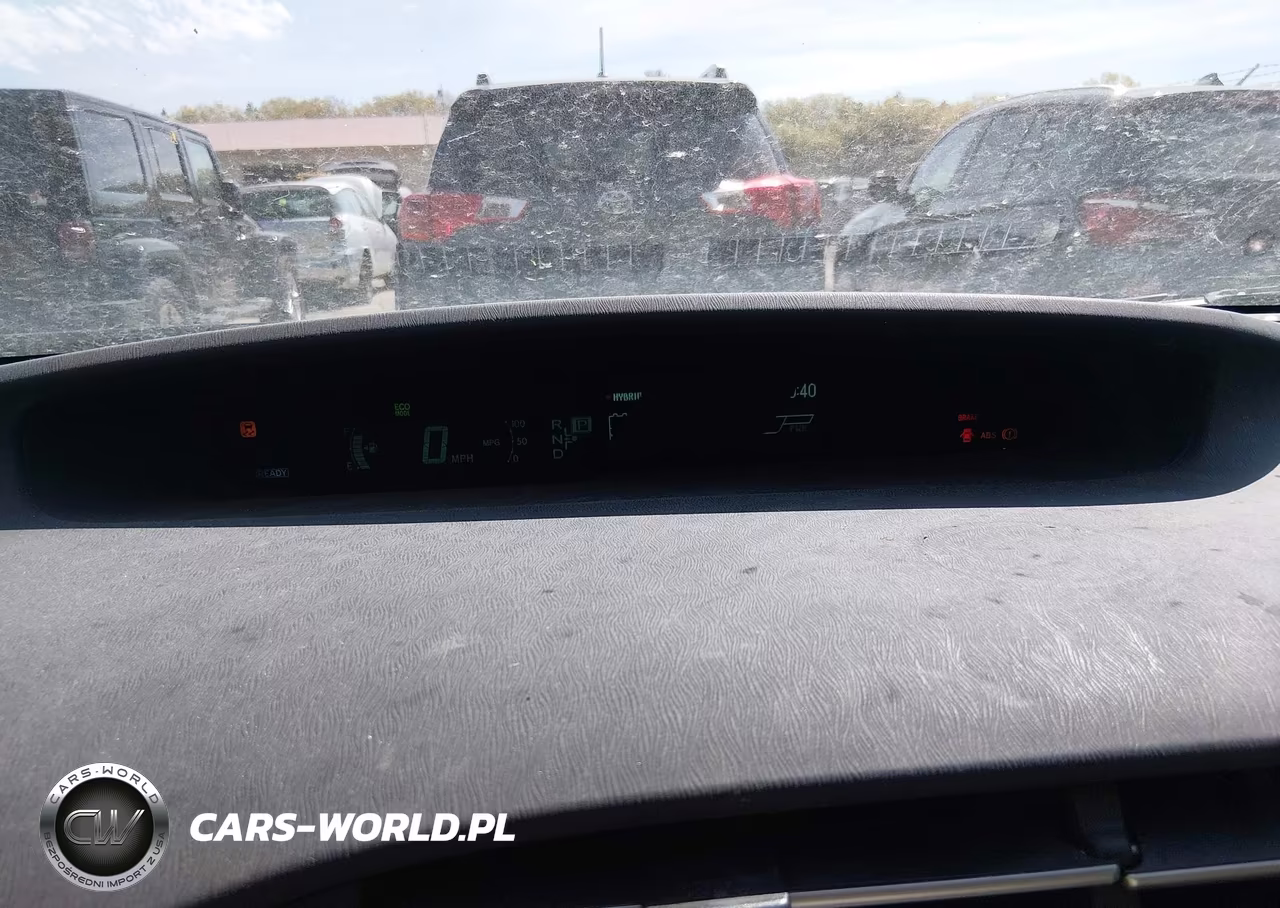 2013 Toyota Prius Two VIN:JTDKN3DU6D0351834 - 7