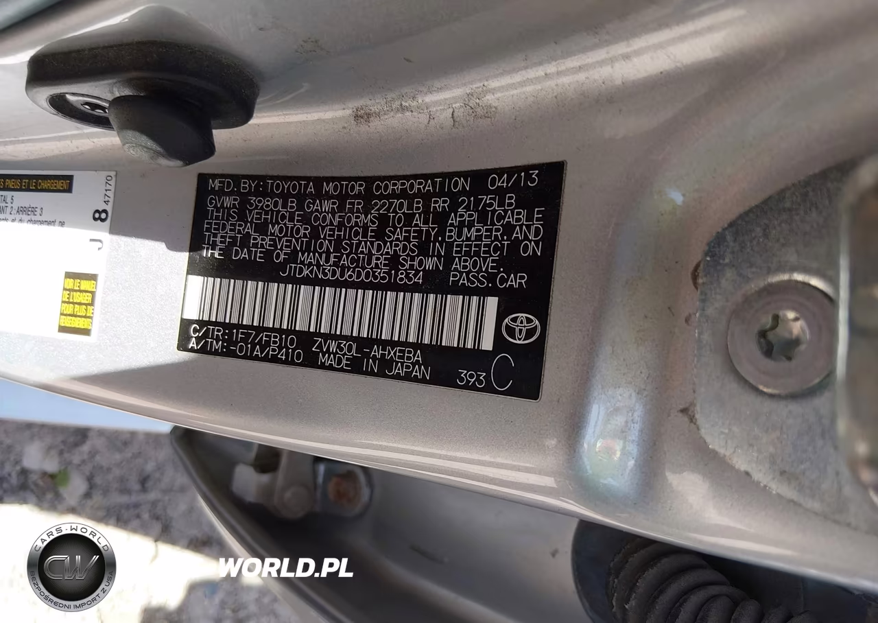 2013 Toyota Prius Two VIN:JTDKN3DU6D0351834 - 9