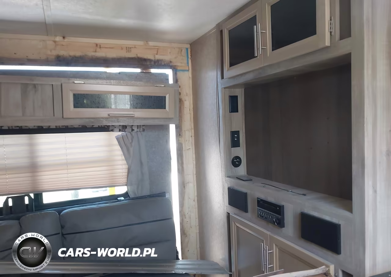 2019 Coachmen By Forest R Catalina Sbx Series VIN:5ZT2CARB6KU033914 - 8