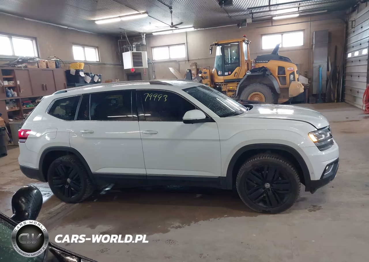 2018 Volkswagen Atlas 3.6L V6 Sel Premium VIN:1V2NR2CAXJC515842 - 13
