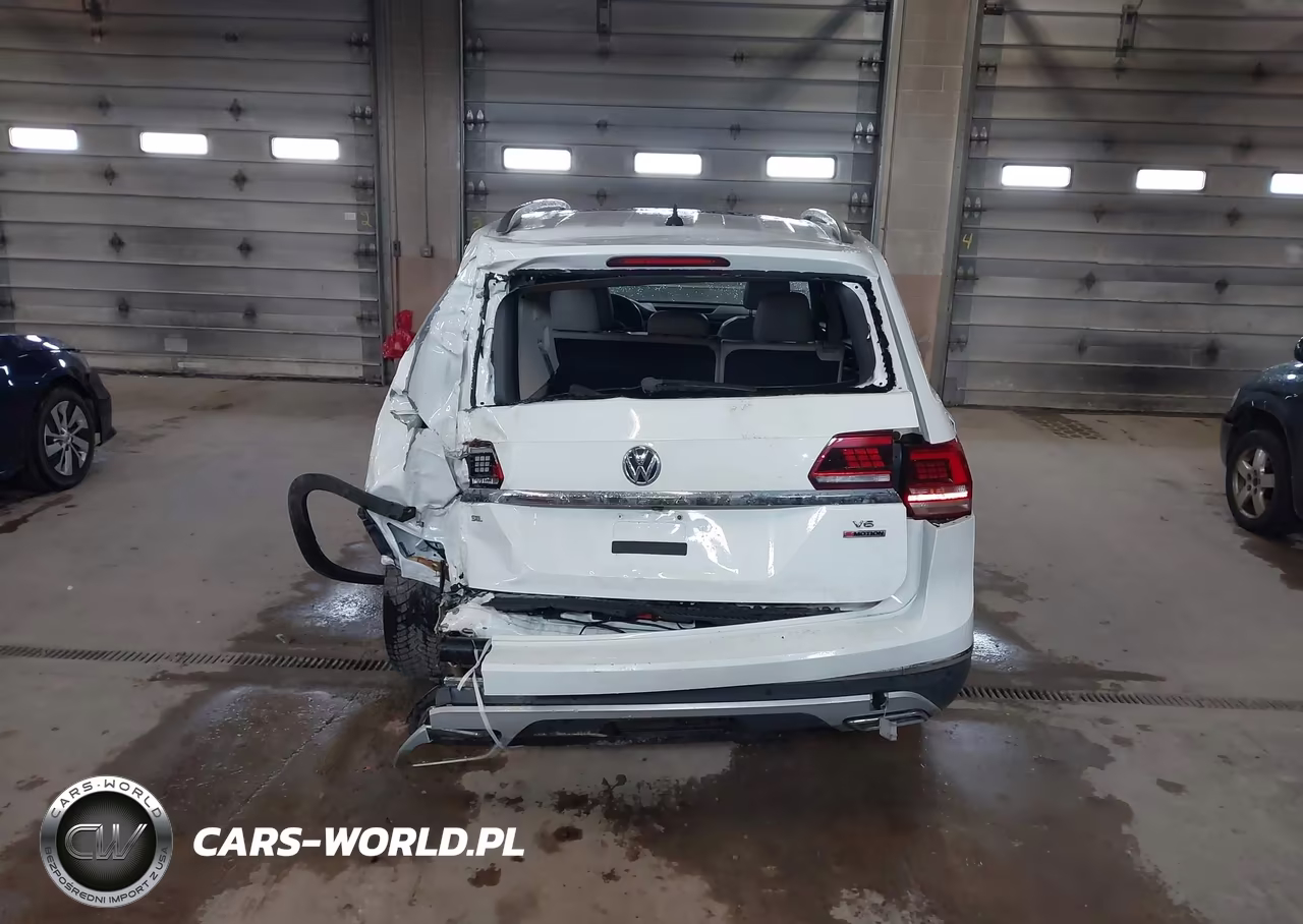 2018 Volkswagen Atlas 3.6L V6 Sel Premium VIN:1V2NR2CAXJC515842 - 16