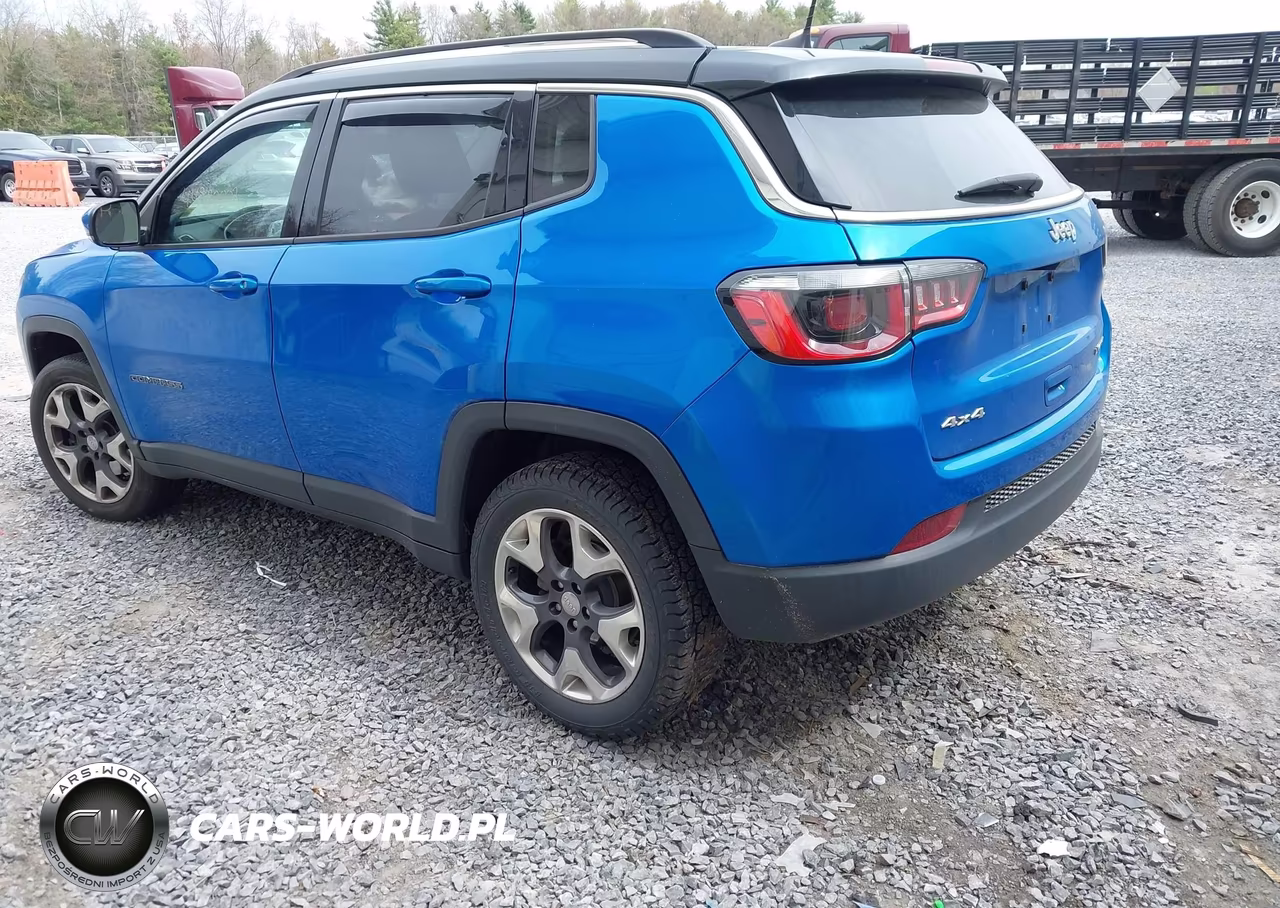 2018 Jeep Compass Limited 4X4 VIN:3C4NJDCB0JT360591 - 3