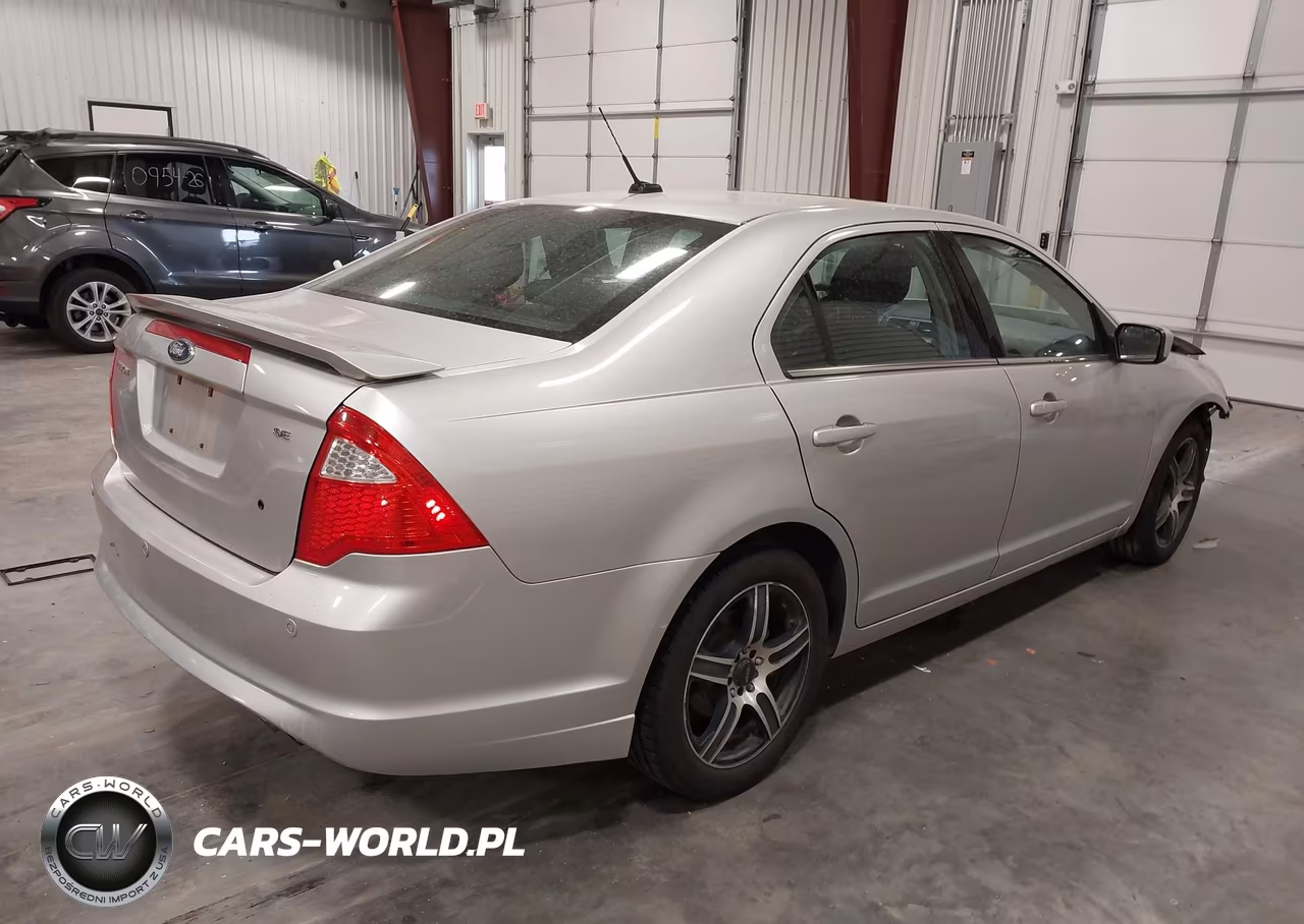 2011 Ford Fusion Se VIN:3FAHP0HA9BR335164 - 4