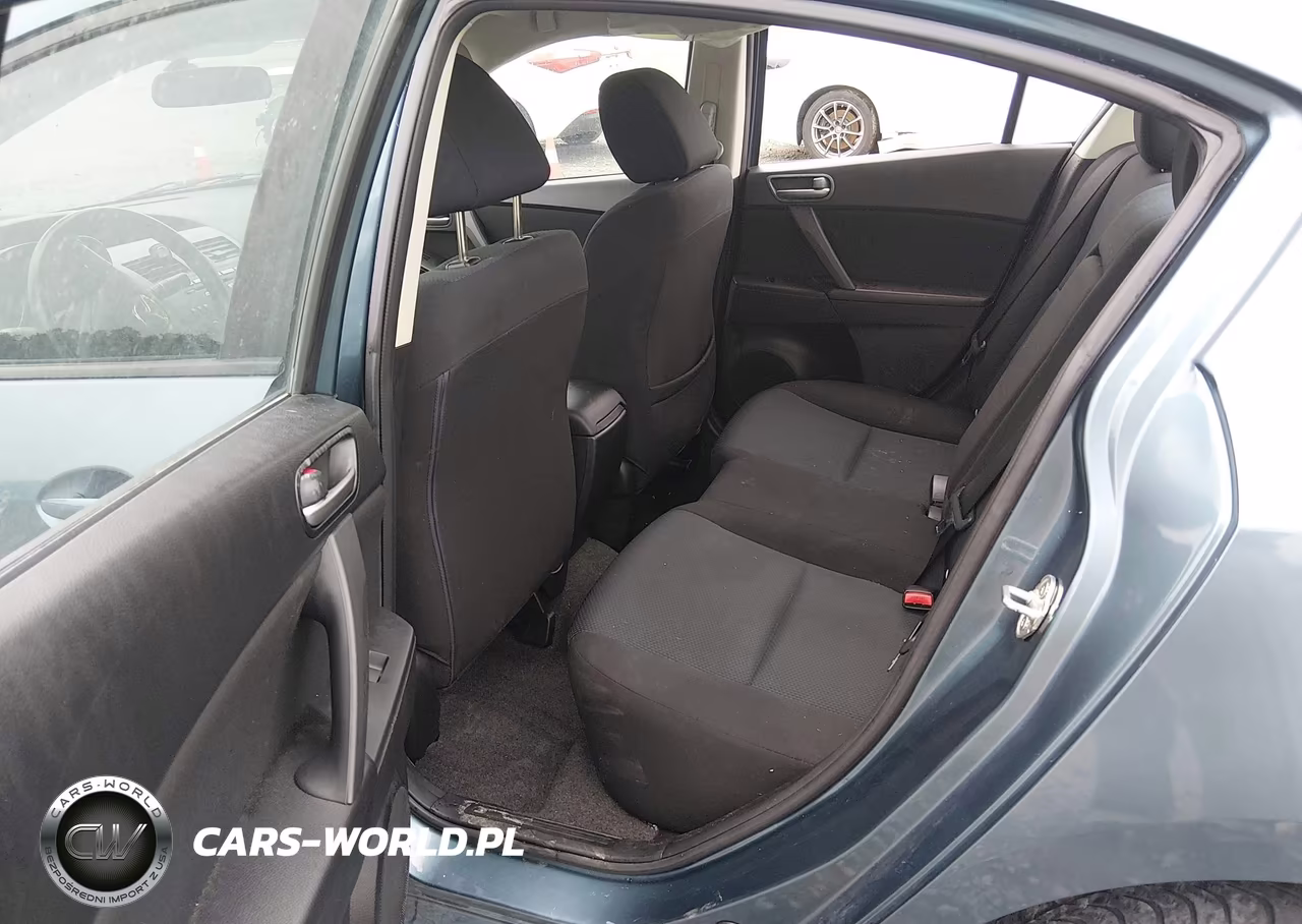 2011 Mazda Mazda3 I Touring VIN:JM1BL1VF5B1383921 - 8