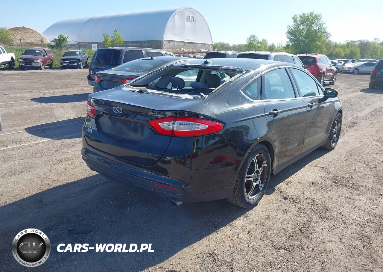 2013 Ford Fusion S VIN:3FA6P0G77DR226962 - 4