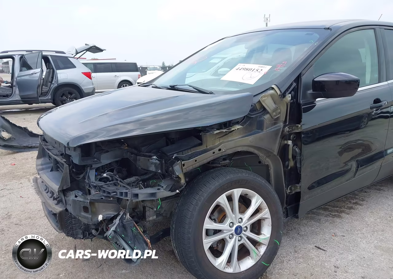 2017 Ford Escape Se VIN:1FMCU0GD3HUE04467 - 6
