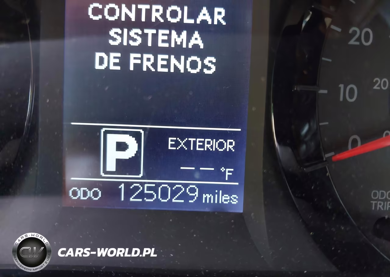 2017 Toyota Sienna Le 8 Passenger VIN:5TDKZ3DC8HS824972 - 16