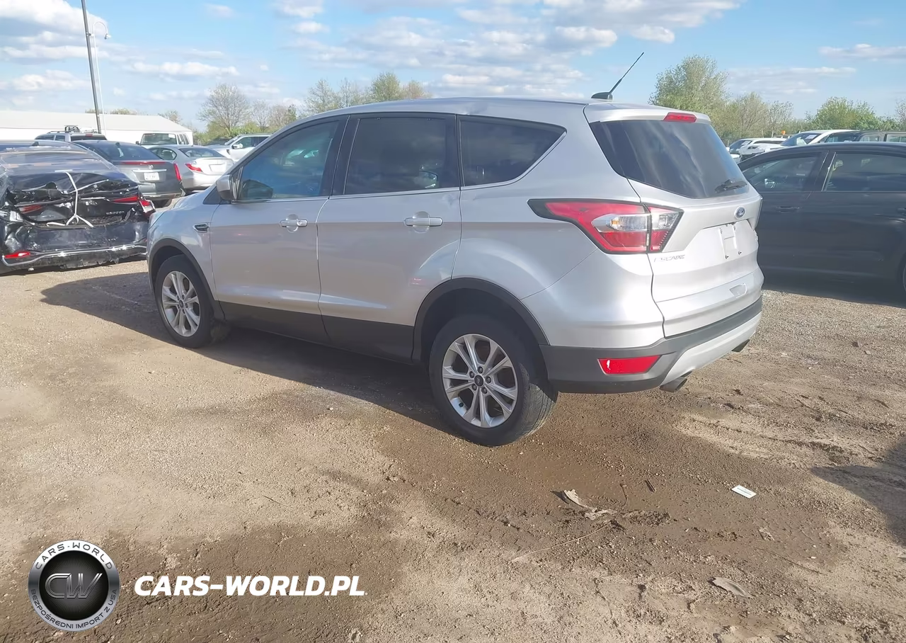 2017 Ford Escape Se VIN:1FMCU9G95HUA51522 - 3
