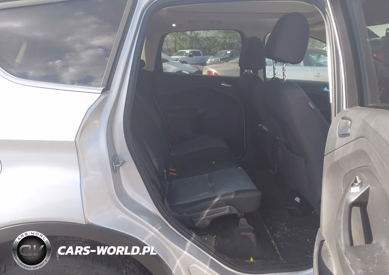 2017 Ford Escape Se VIN:1FMCU9G95HUA51522 - 8