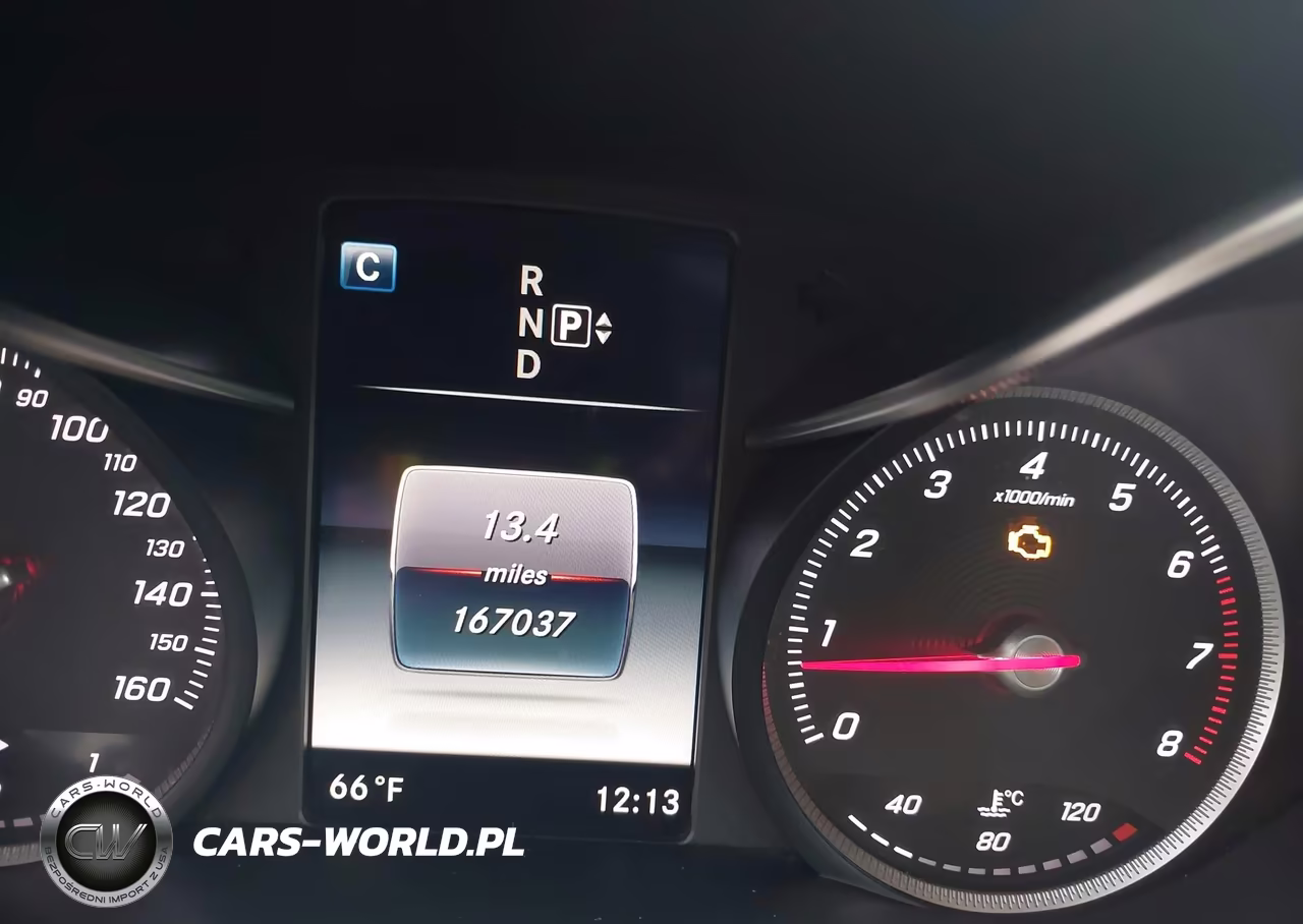 2015 Mercedes-Benz C 300 4Matic VIN:55SWF4KB8FU000870 - 15