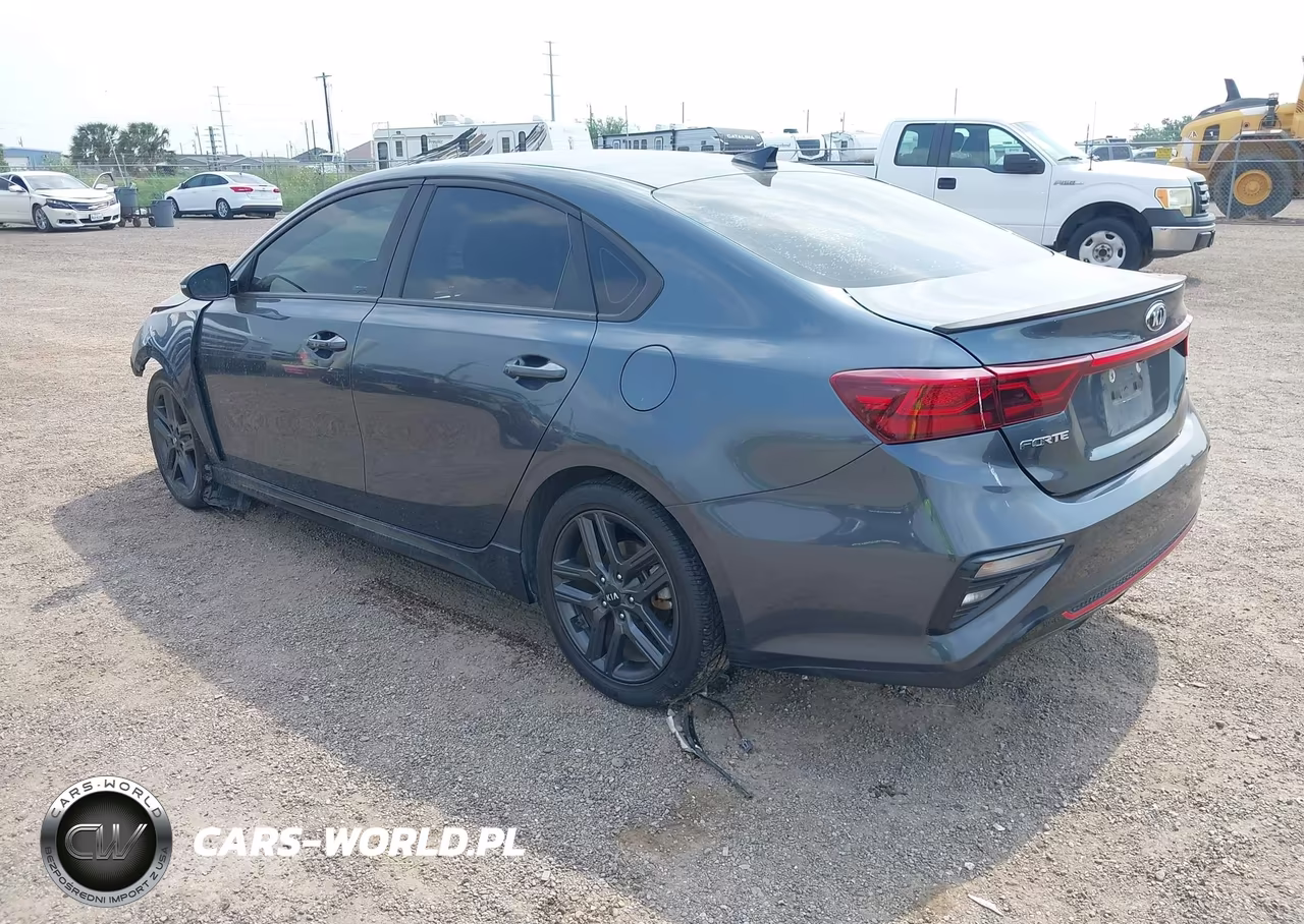 2020 Kia Forte Gt-Line VIN:3KPF34AD6LE185662 - 3