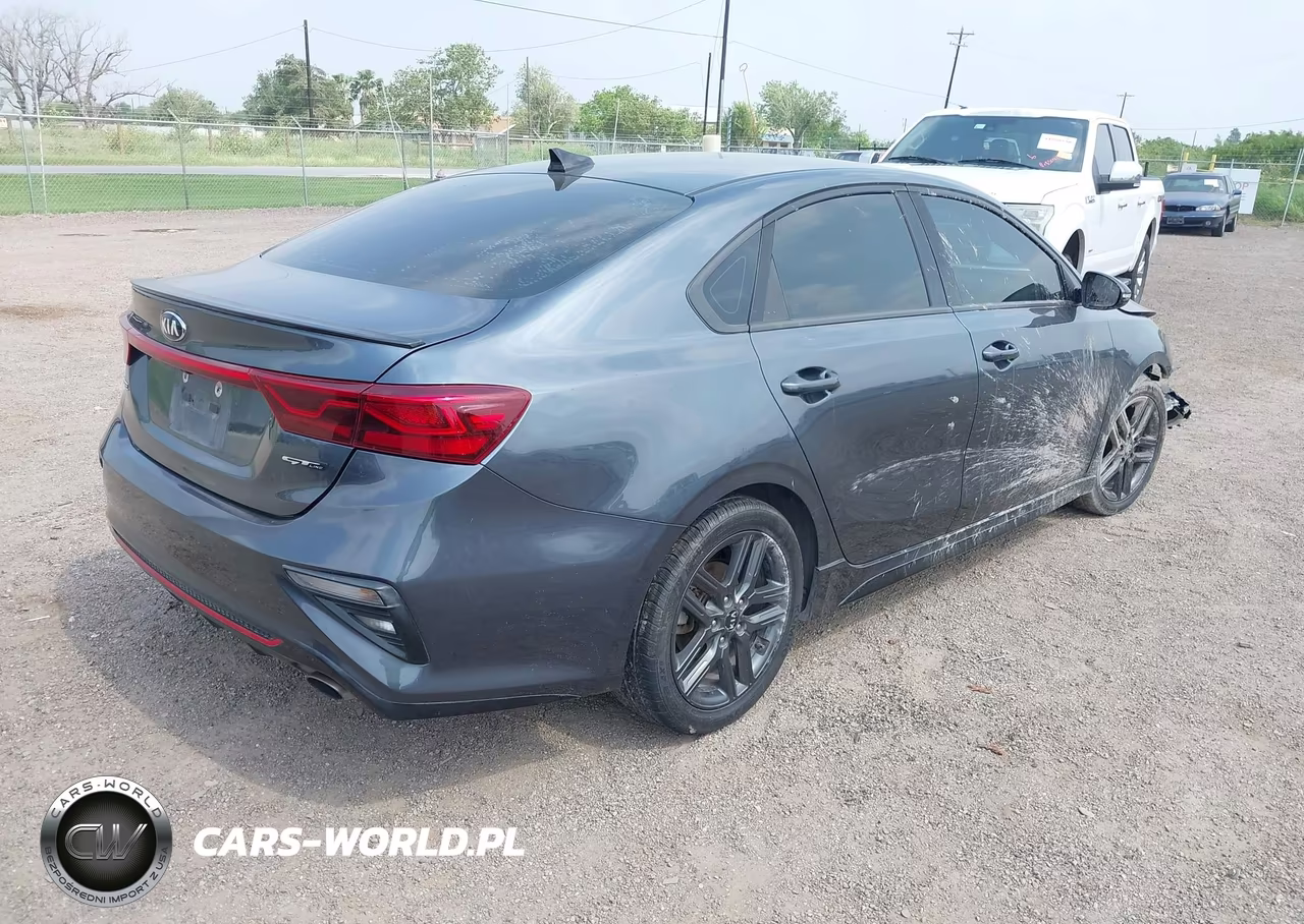 2020 Kia Forte Gt-Line VIN:3KPF34AD6LE185662 - 4