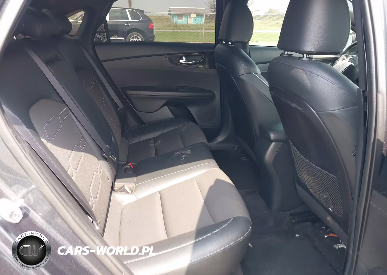 2020 Kia Forte Gt-Line VIN:3KPF34AD6LE185662 - 8