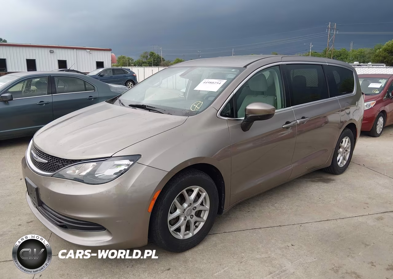 2017 Chrysler Pacifica Lx VIN:2C4RC1CG2HR655209 - 2