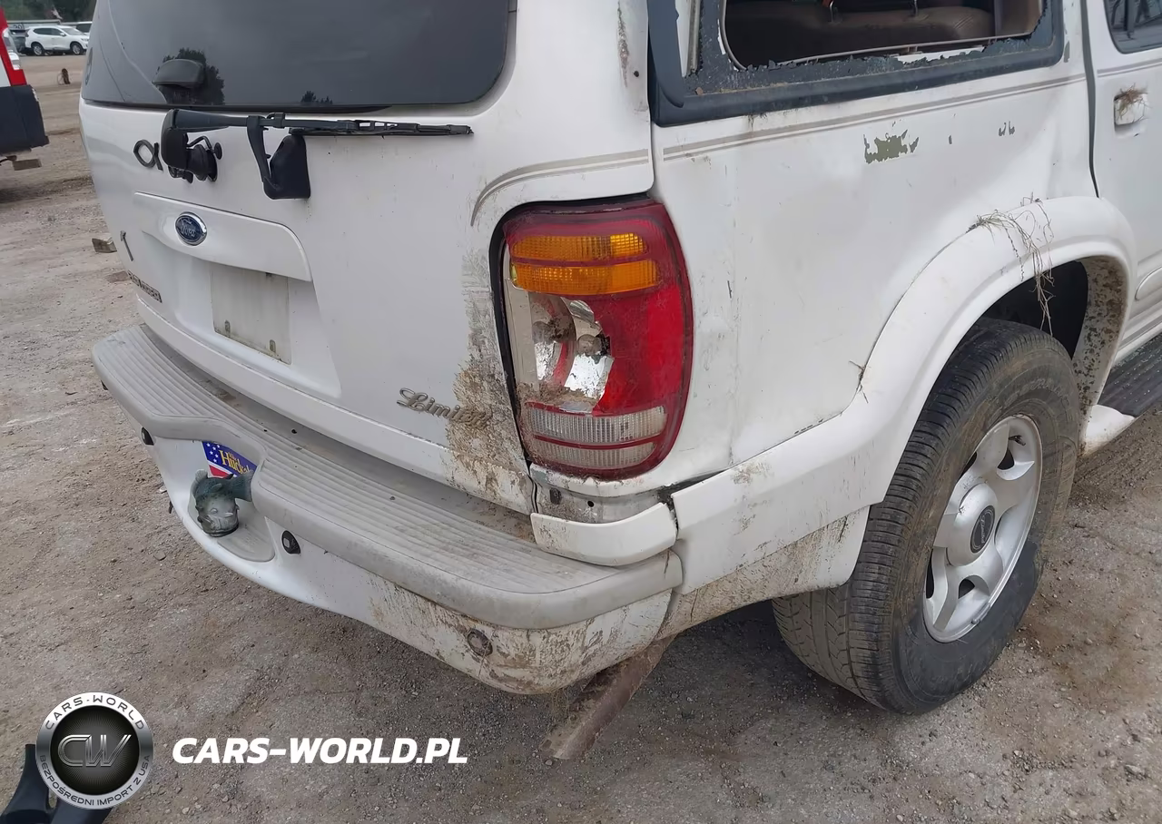 2000 Ford Explorer Limited VIN:1FMDU65E7YZA66089 - 15