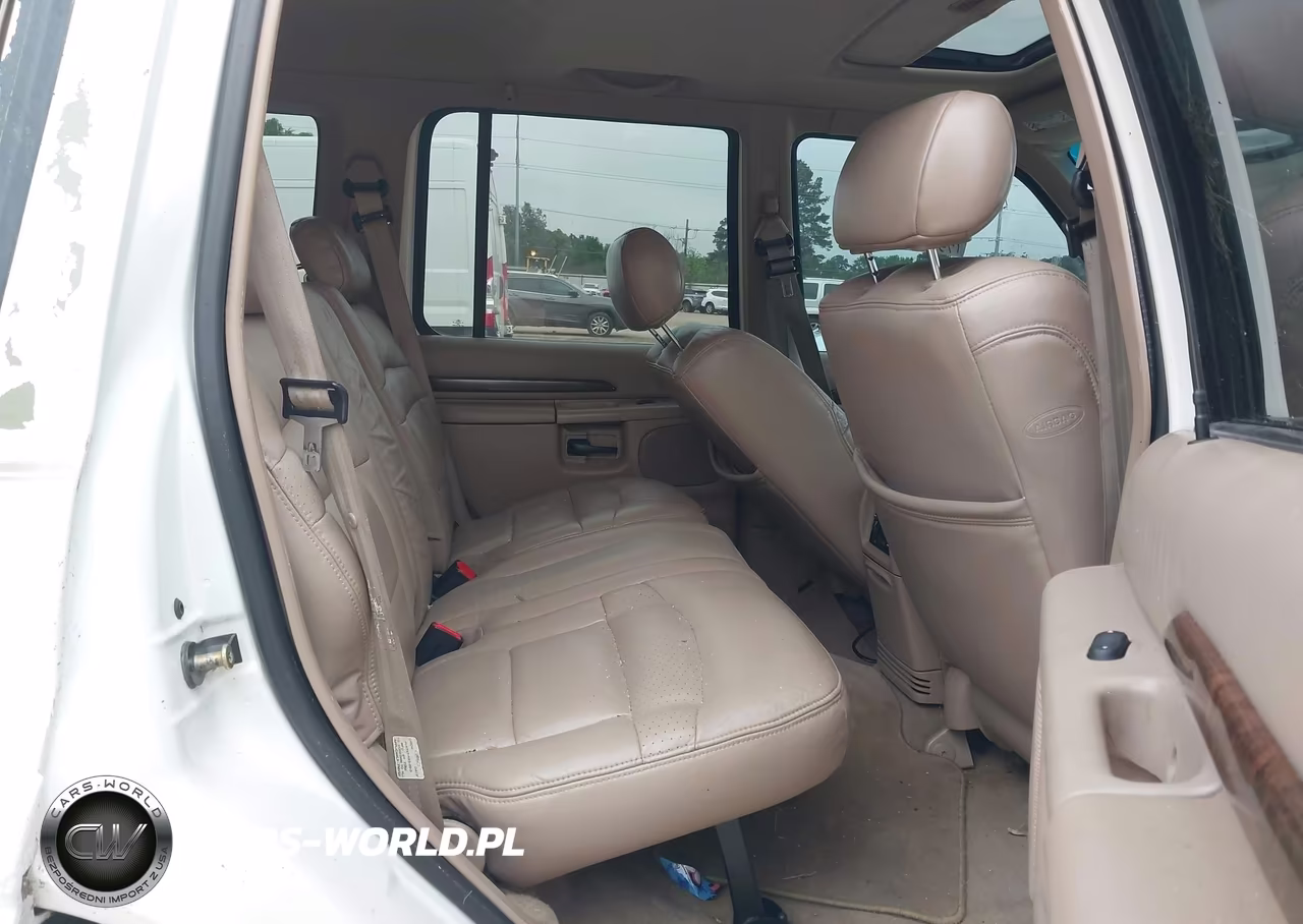 2000 Ford Explorer Limited VIN:1FMDU65E7YZA66089 - 8