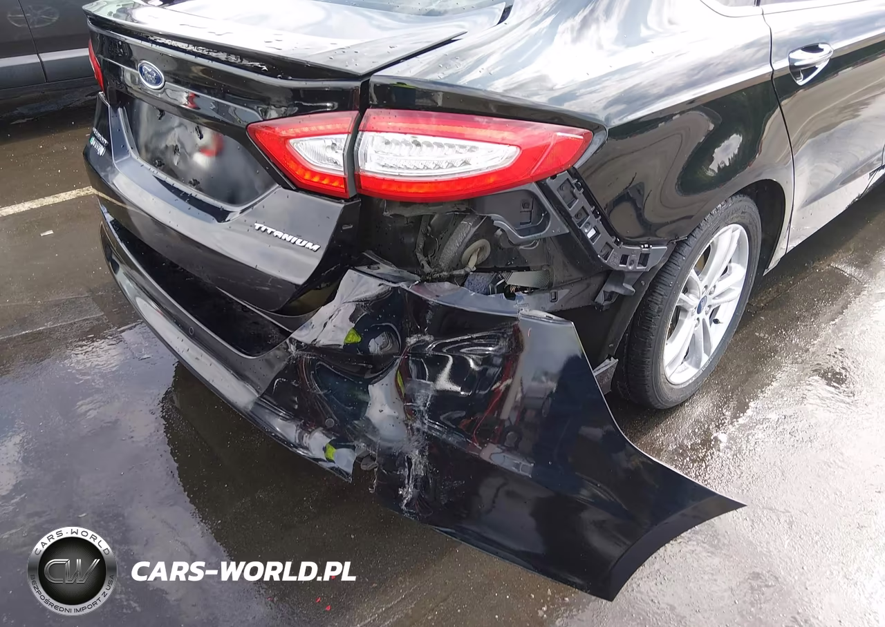 2016 Ford Fusion Energi Titanium VIN:3FA6P0SU5GR320792 - 17