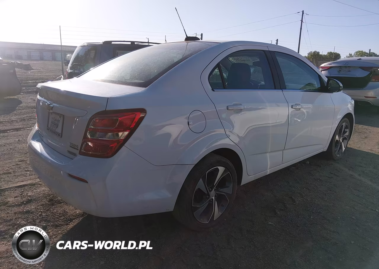 2020 Chevrolet Sonic Fwd Premier VIN:1G1JF5SB2L4112559 - 4