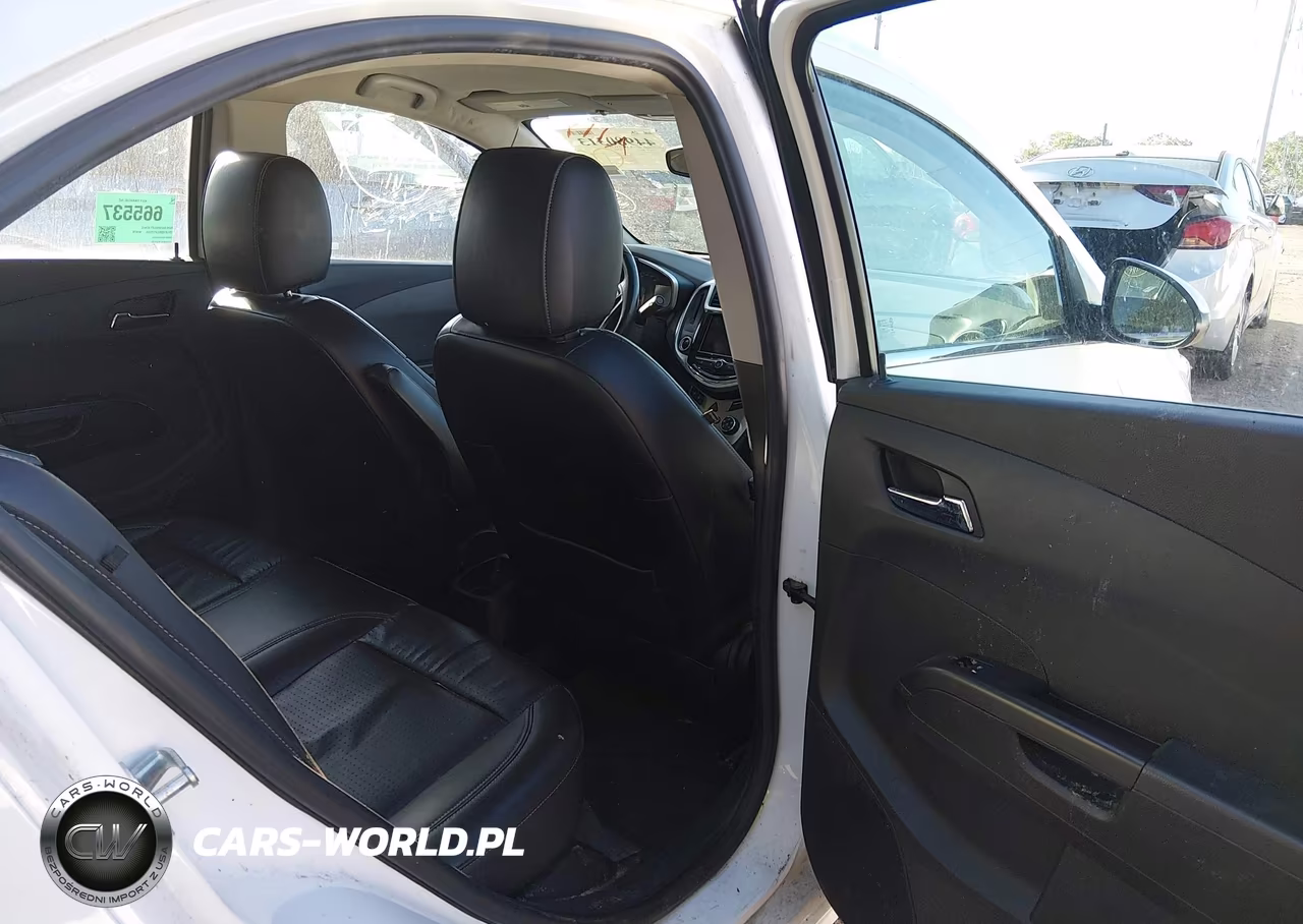 2020 Chevrolet Sonic Fwd Premier VIN:1G1JF5SB2L4112559 - 8