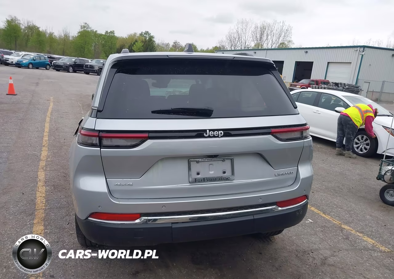 2024 Jeep Grand Cherokee Limited 4X4 VIN:1C4RJHBG4RC185095 - 15