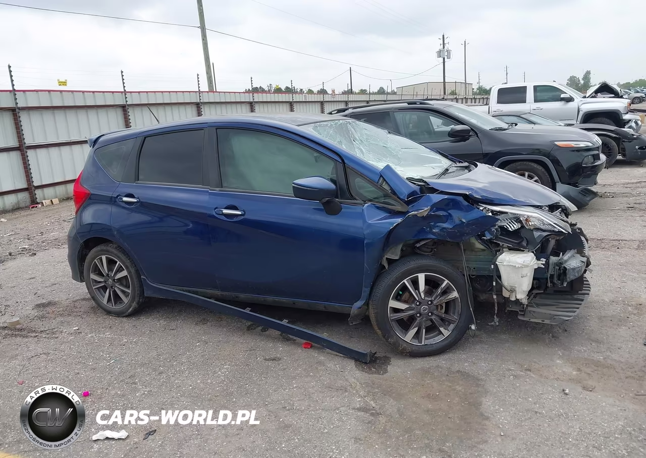 2018 Nissan Versa Note Sr VIN:3N1CE2CP7JL356519 - 13