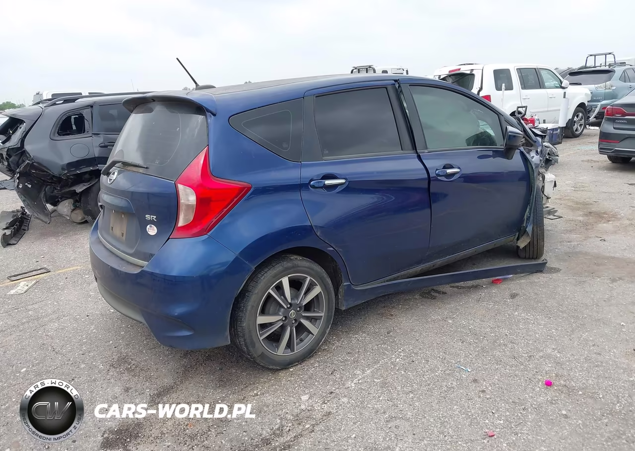 2018 Nissan Versa Note Sr VIN:3N1CE2CP7JL356519 - 4