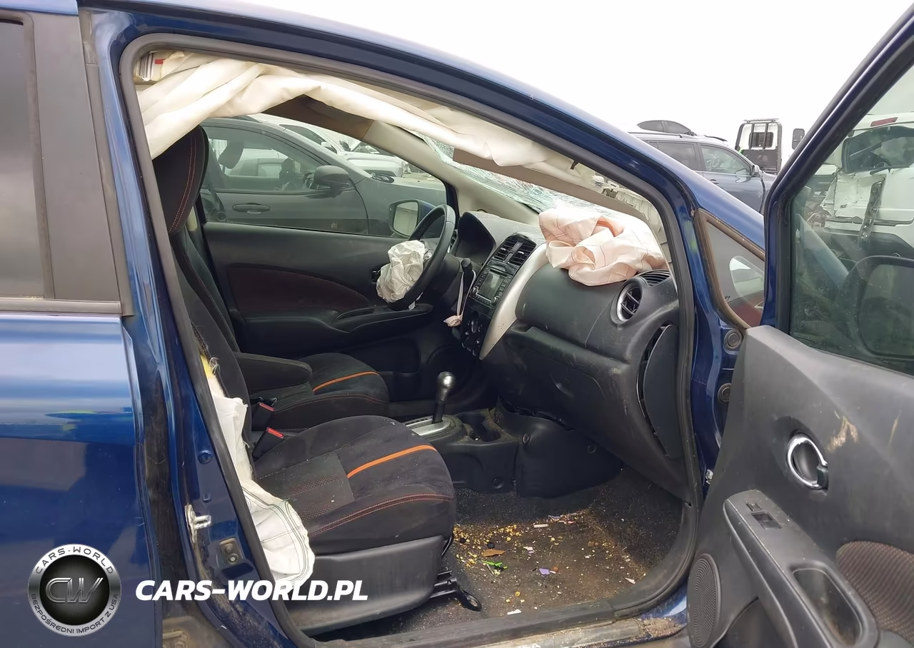 2018 Nissan Versa Note Sr VIN:3N1CE2CP7JL356519 - 5
