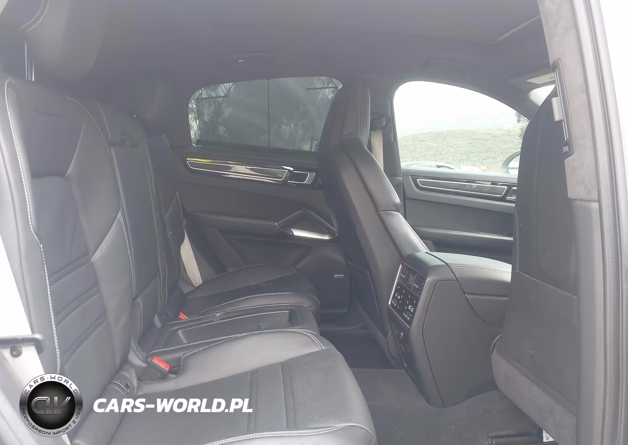 2020 Porsche Cayenne Coupe Turbo VIN:WP1BF2AY4LDA65792 - 8