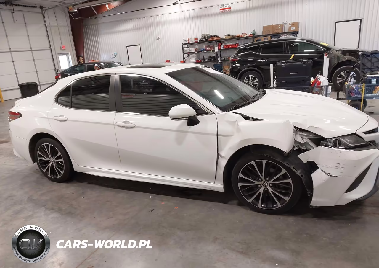 2018 Toyota Camry Se VIN:JTNB11HK4J3006512 - 13