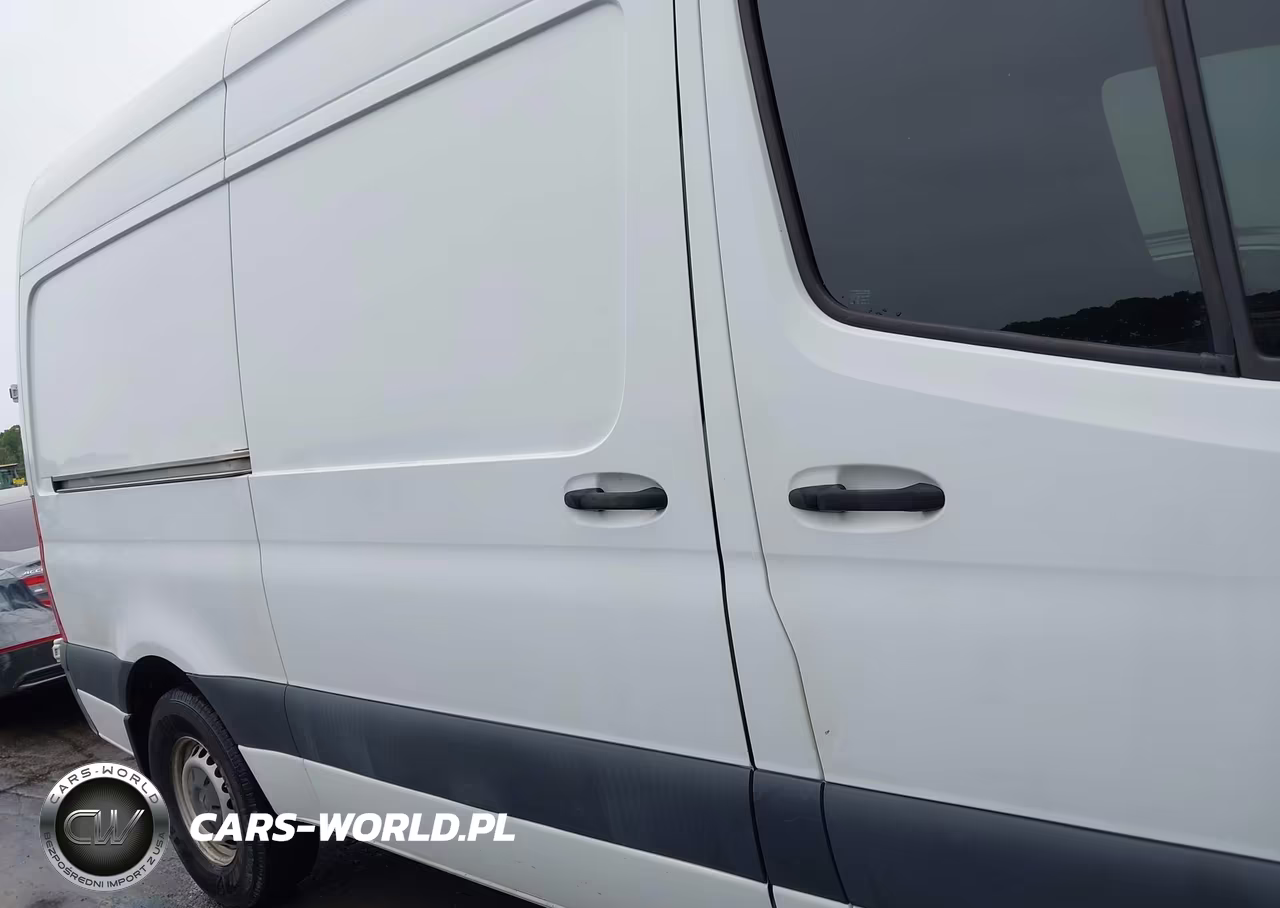 2019 Mercedes-Benz Sprinter 2500 Standard Roof V6 VIN:WD4PF0CD5KP024984 - 13