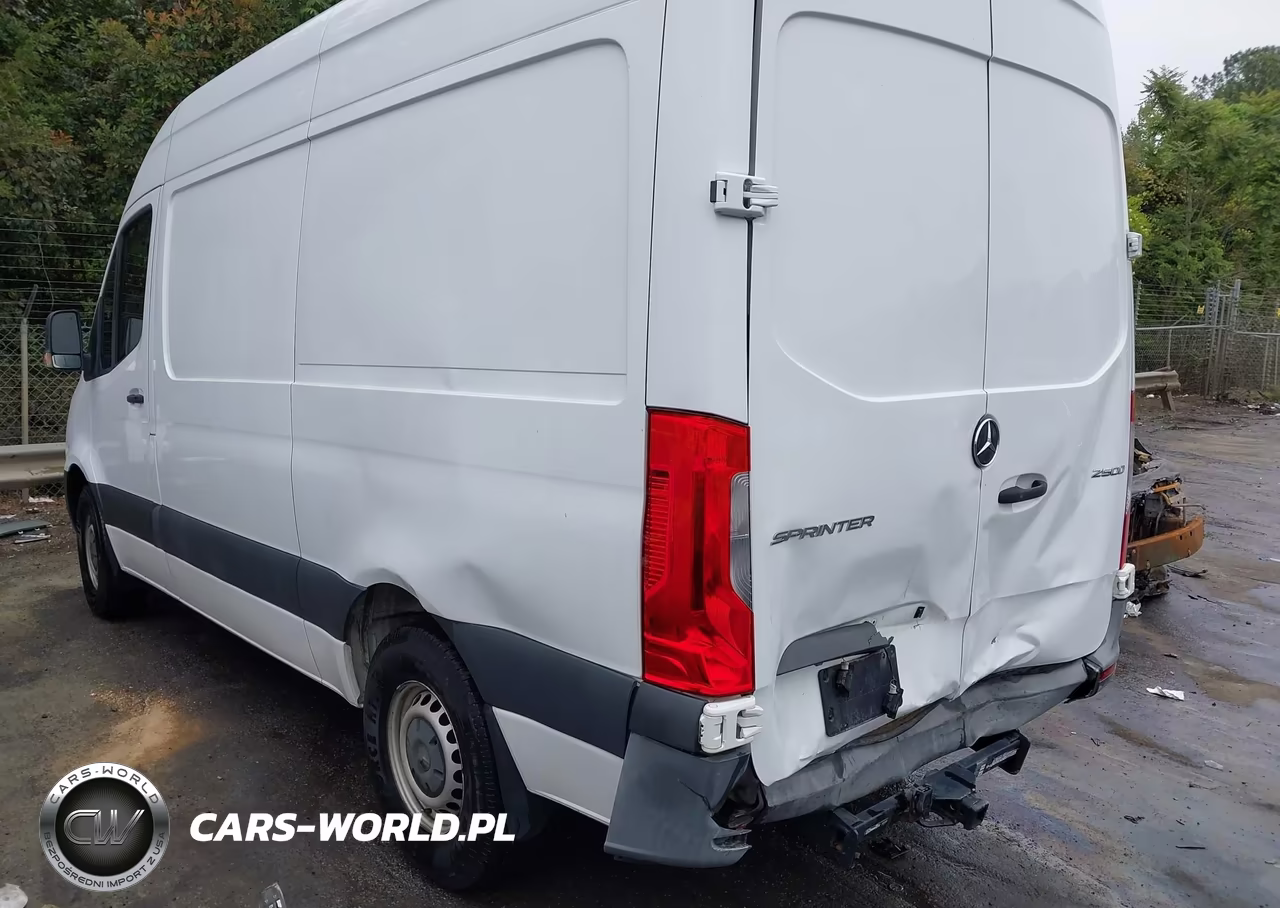 2019 Mercedes-Benz Sprinter 2500 Standard Roof V6 VIN:WD4PF0CD5KP024984 - 3