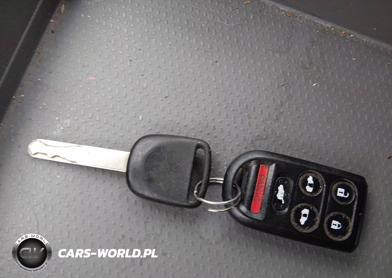 2008 Honda Odyssey Touring VIN:5FNRL38988B010775 - 11