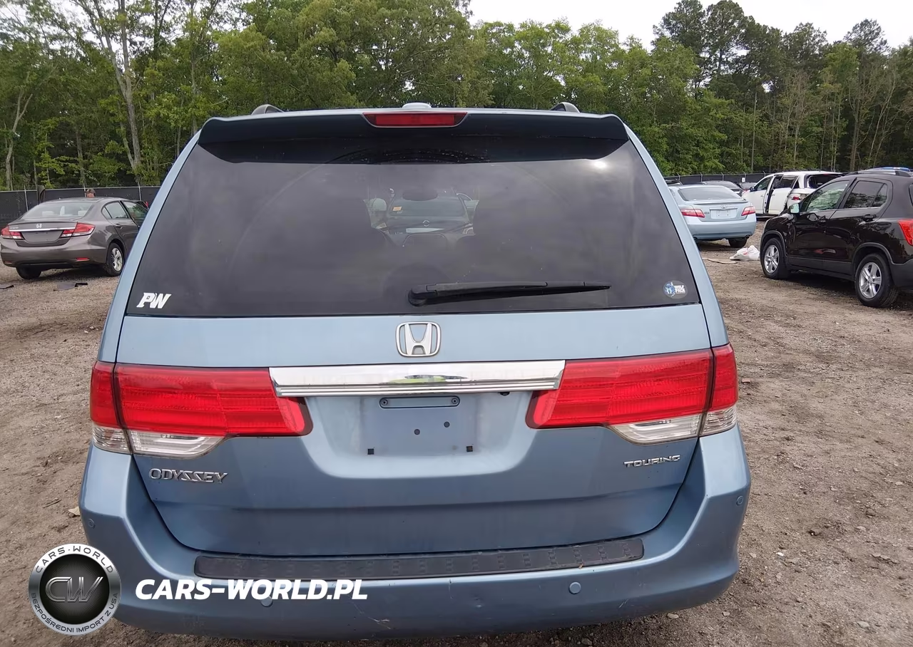 2008 Honda Odyssey Touring VIN:5FNRL38988B010775 - 17