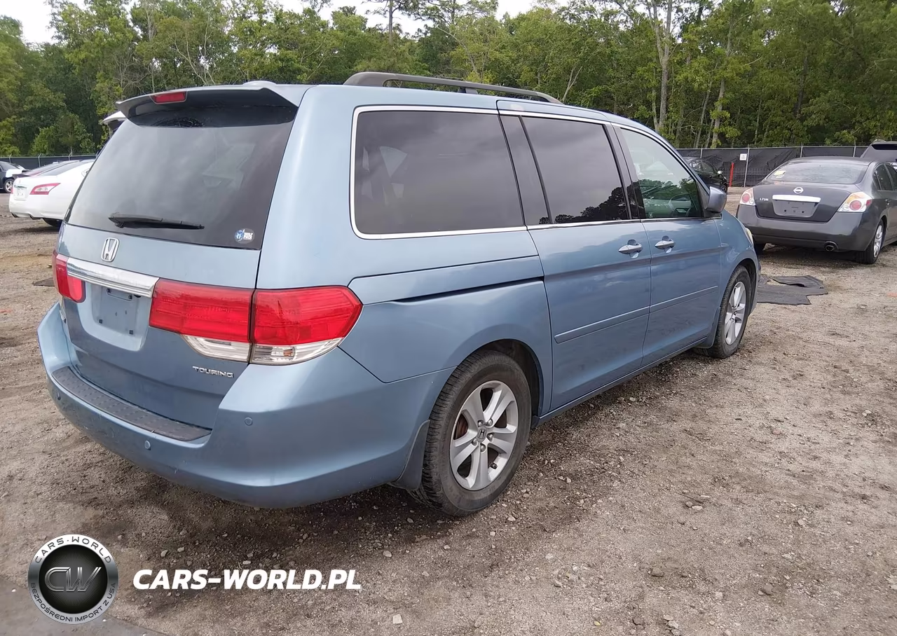 2008 Honda Odyssey Touring VIN:5FNRL38988B010775 - 4
