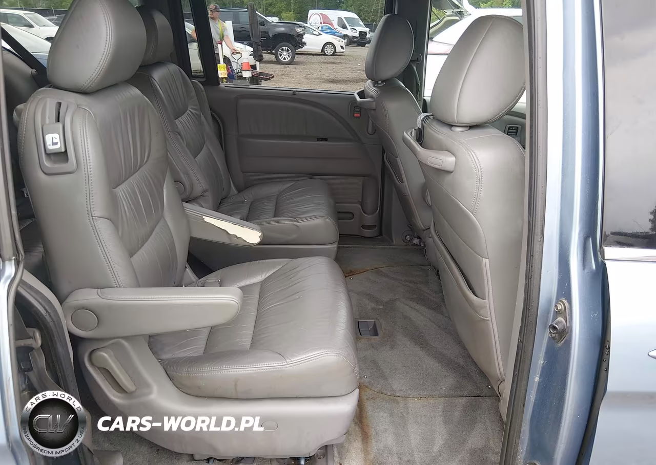 2008 Honda Odyssey Touring VIN:5FNRL38988B010775 - 8