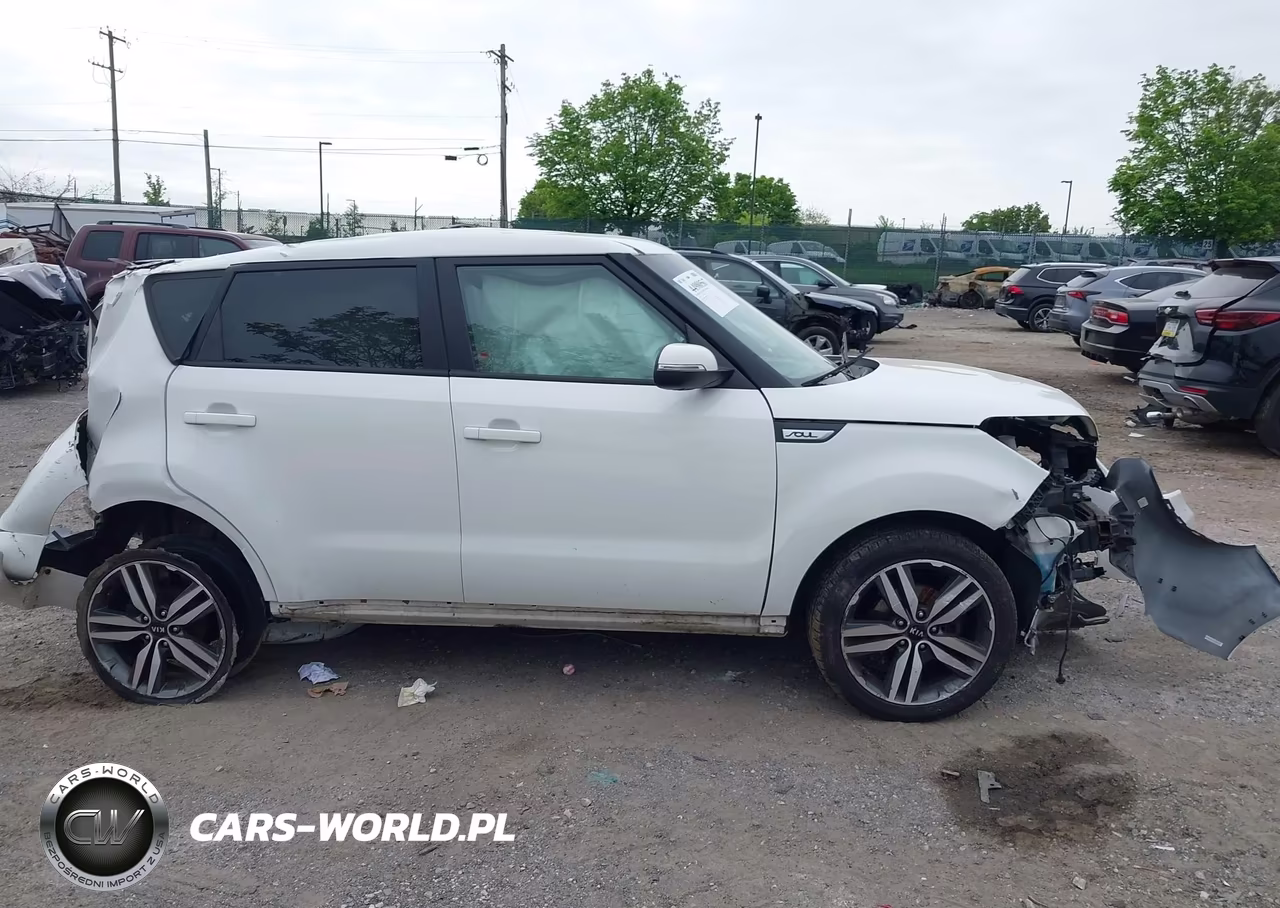 2014 Kia Soul + VIN:KNDJP3A58E7029739 - 13