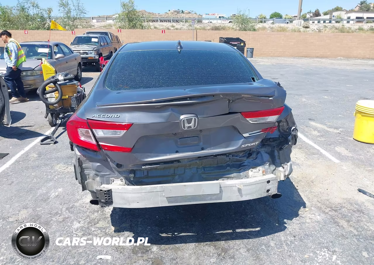 2018 Honda Accord Sport VIN:1HGCV1F32JA166989 - 17