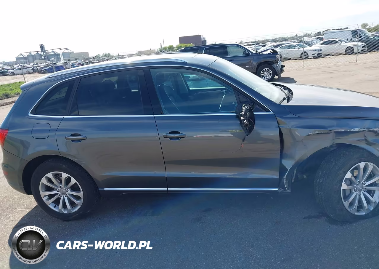 2016 Audi Q5 2.0T Premium VIN:WA1L2AFP2GA094592 - 14