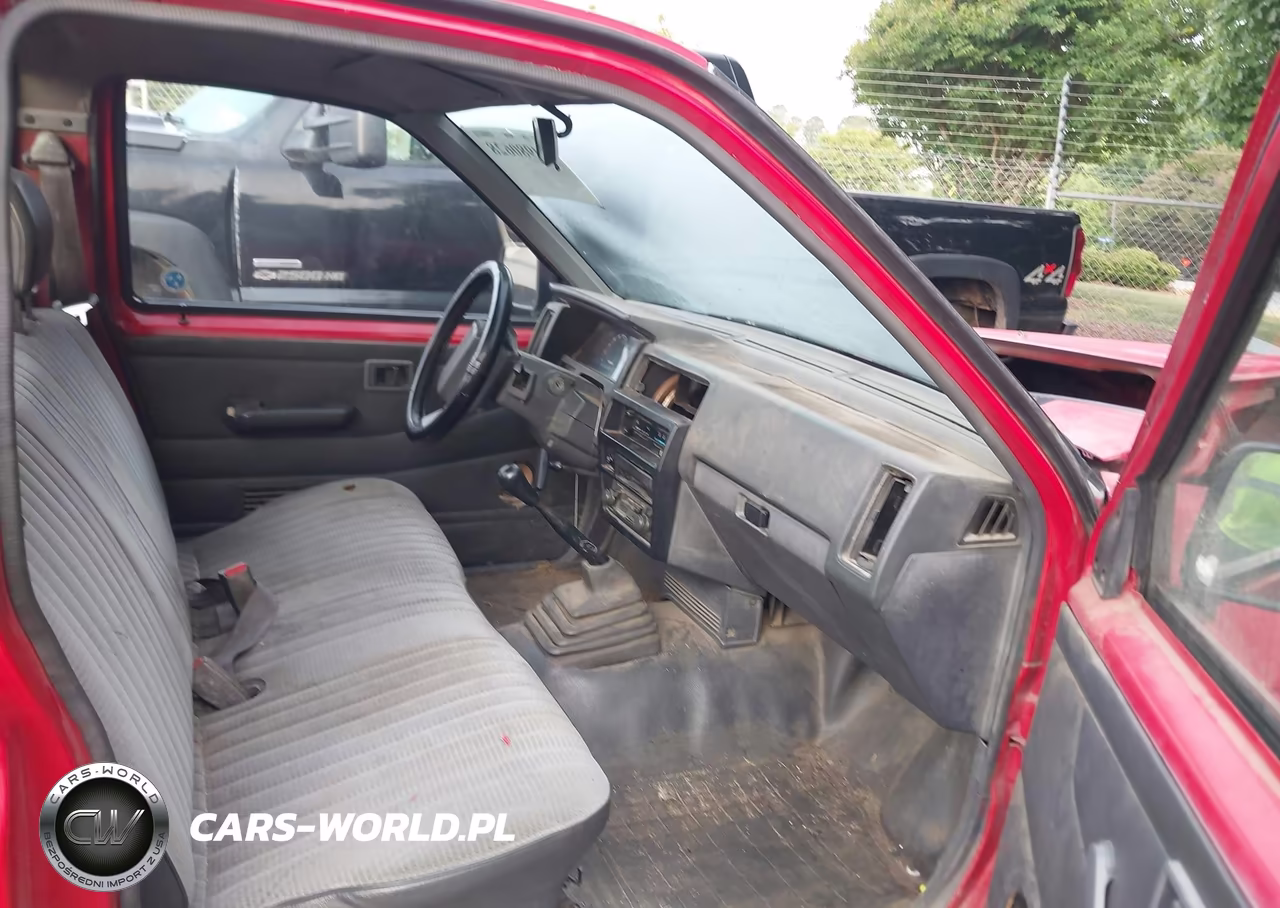 1993 Nissan Truck Short Wheelbase VIN:1N6SD11S9PC441389 - 5