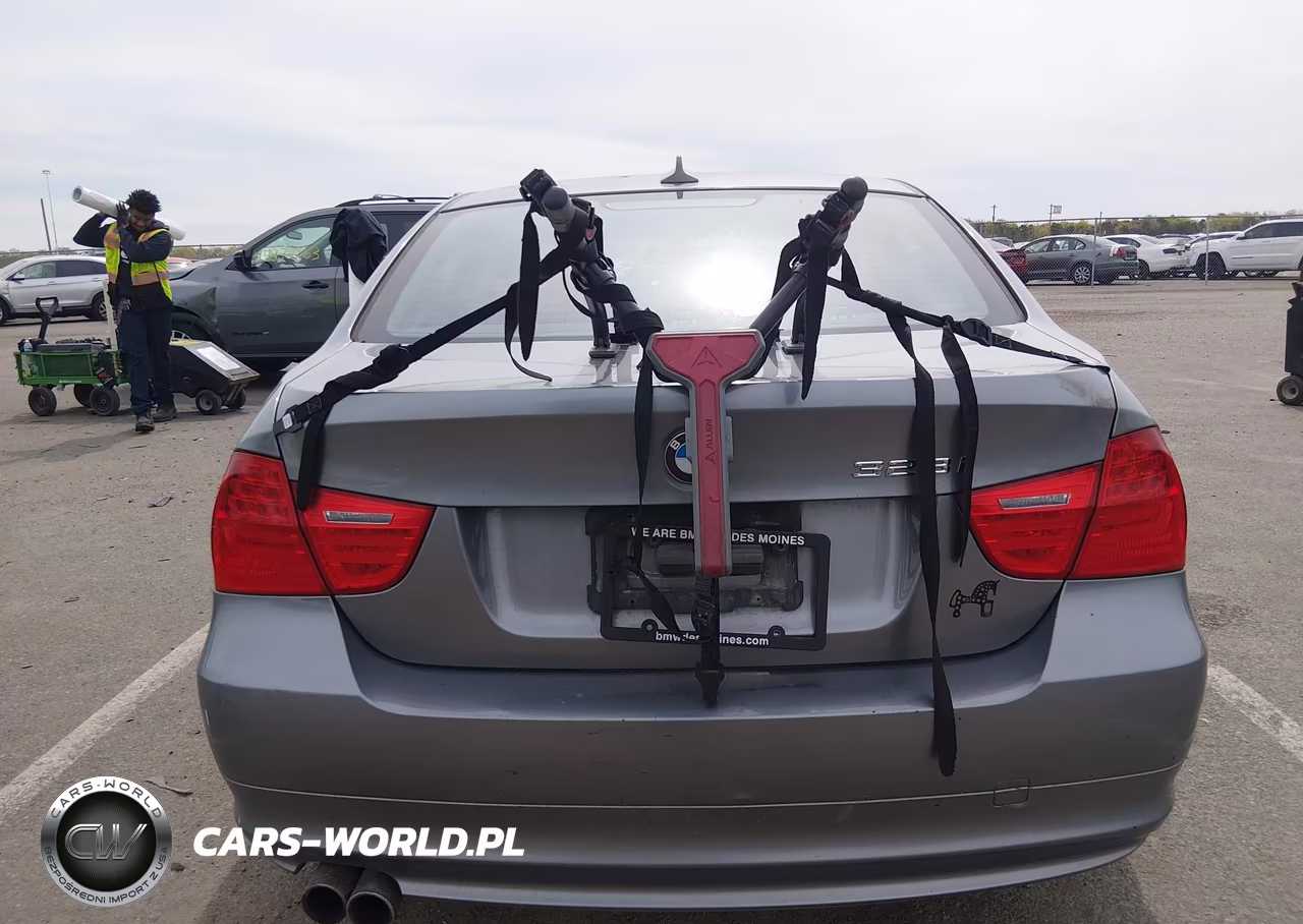 2011 BMW 328I xDrive VIN:WBAPK7G51BNN78064 - 16