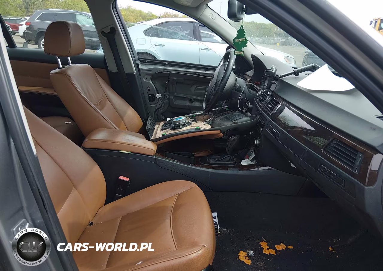 2011 BMW 328I xDrive VIN:WBAPK7G51BNN78064 - 5