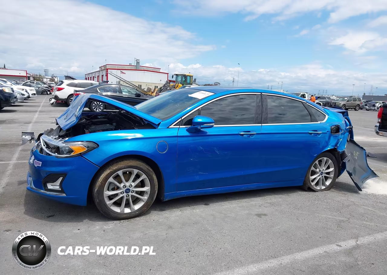 2019 Ford Fusion Energi Titanium VIN:3FA6P0SU0KR173984 - 14