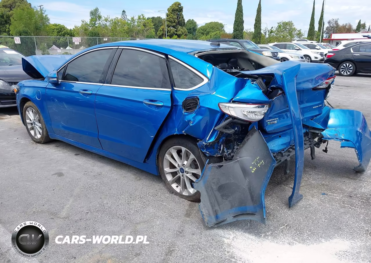 2019 Ford Fusion Energi Titanium VIN:3FA6P0SU0KR173984 - 3