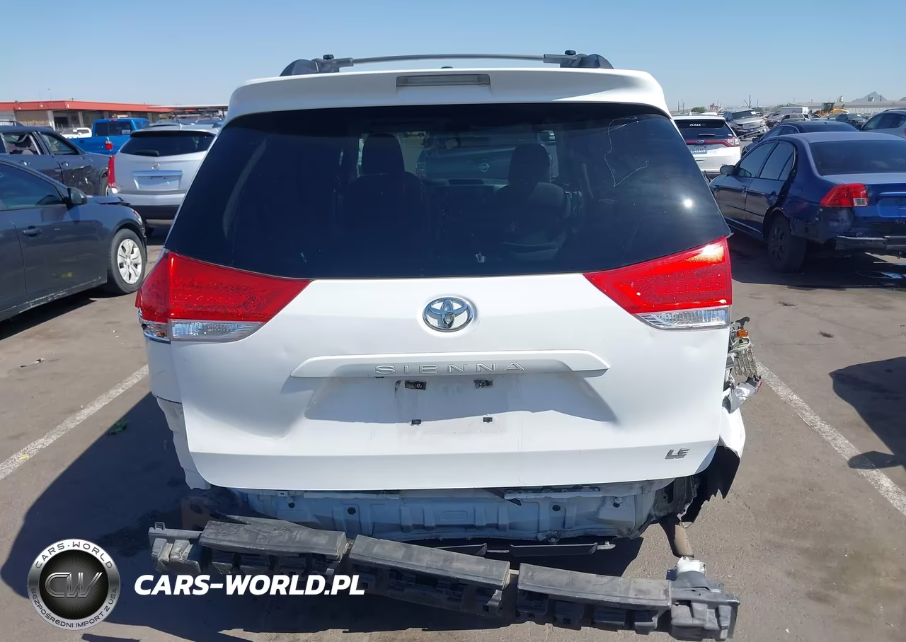 2013 Toyota Sienna Le V6 8 Passenger VIN:5TDKK3DC7DS352102 - 16