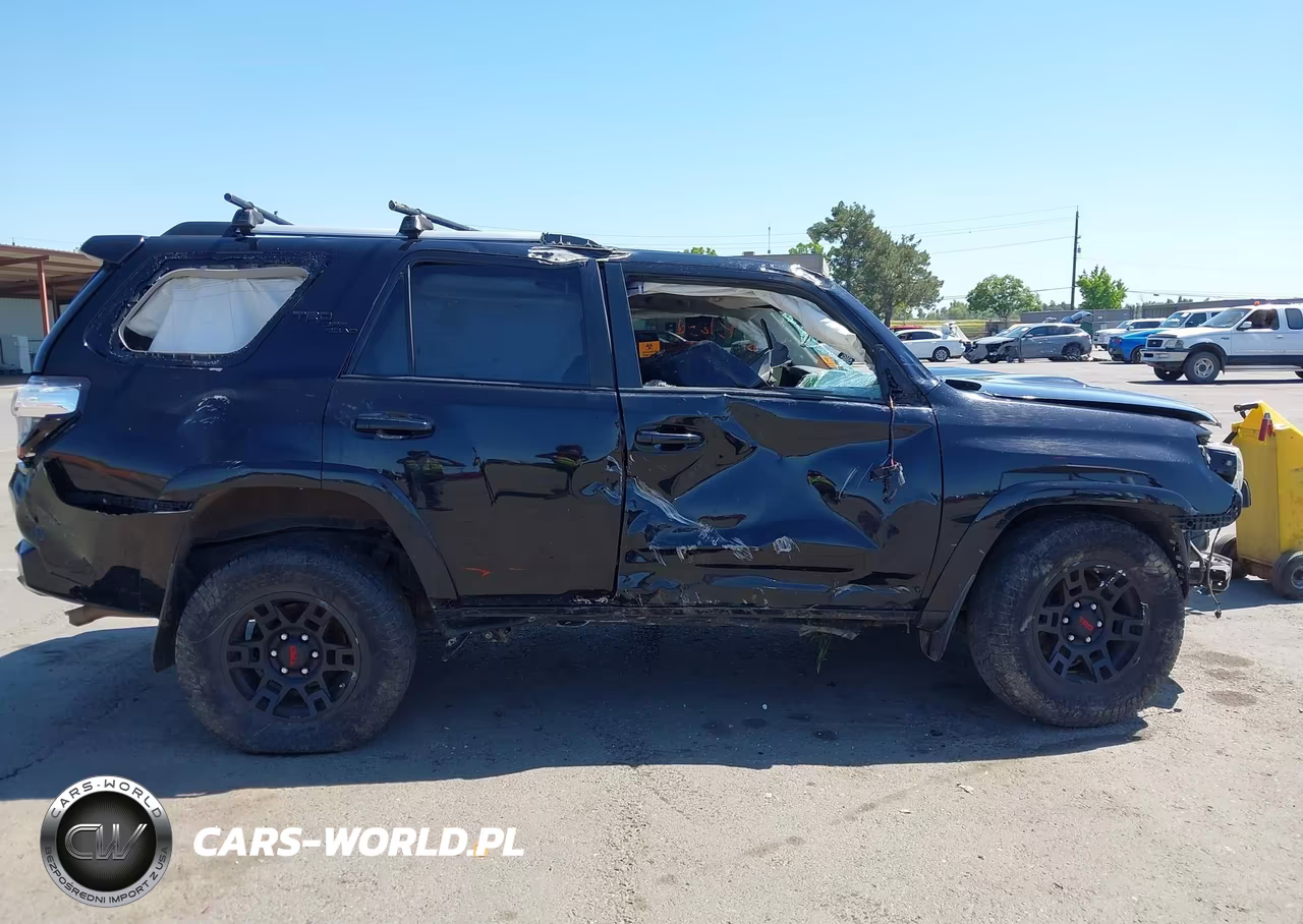 2018 Toyota 4Runner Trd Off Road Premium VIN:JTEBU5JR9J5564995 - 14