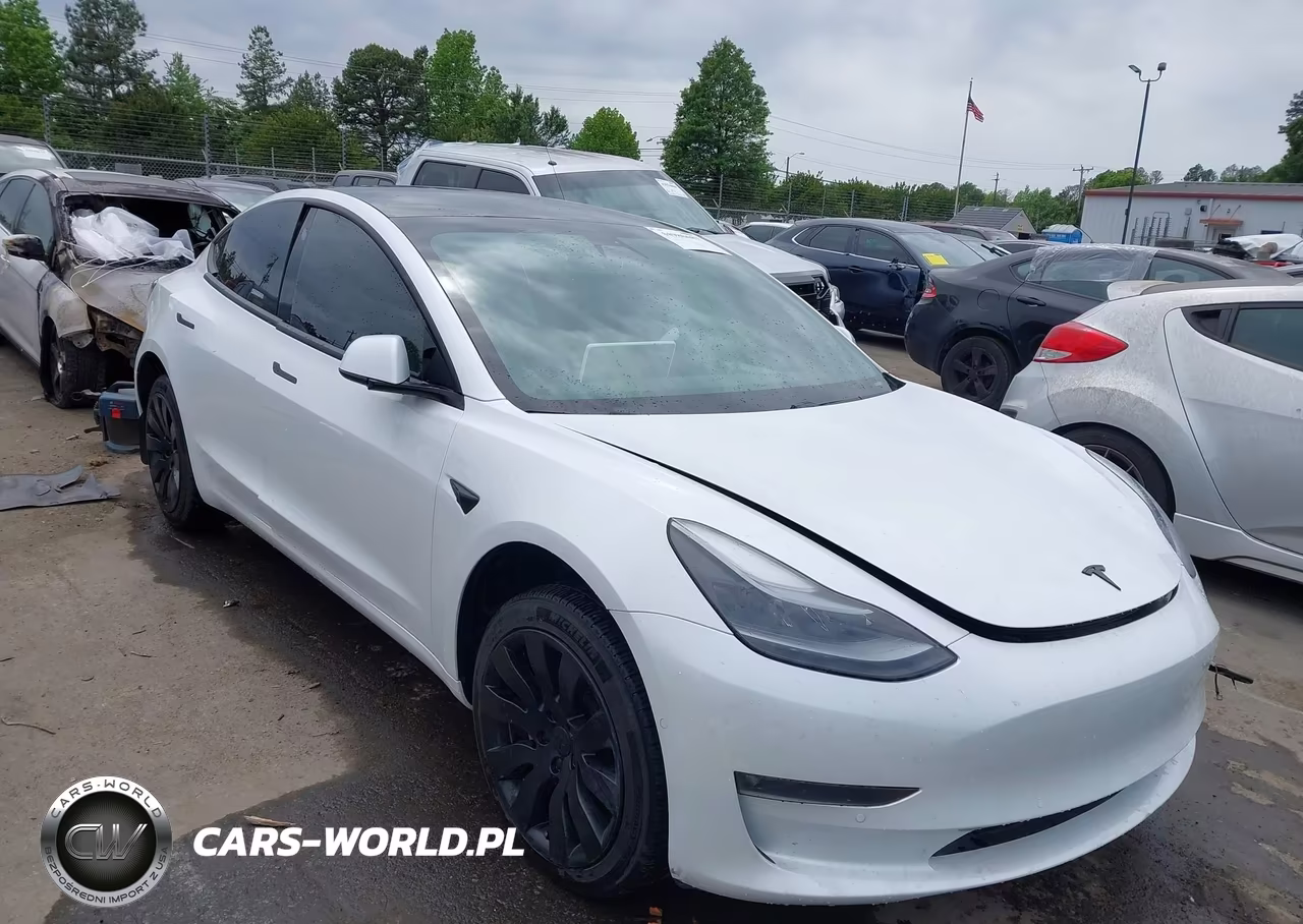2021 Tesla Model 3 – zdjęcie 1 z 22