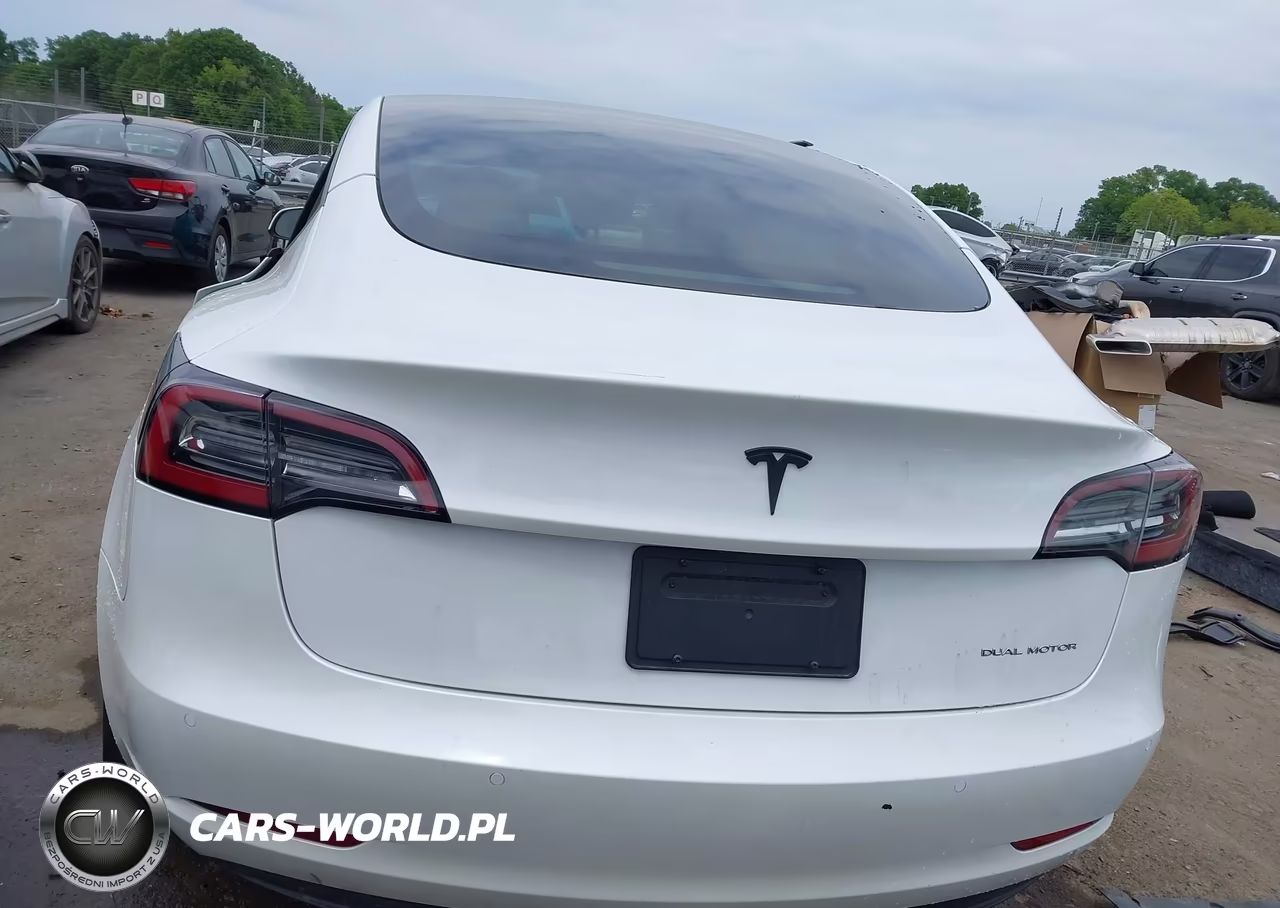 2021 Tesla Model 3 VIN:5YJ3E1EB6MF993011 - 17