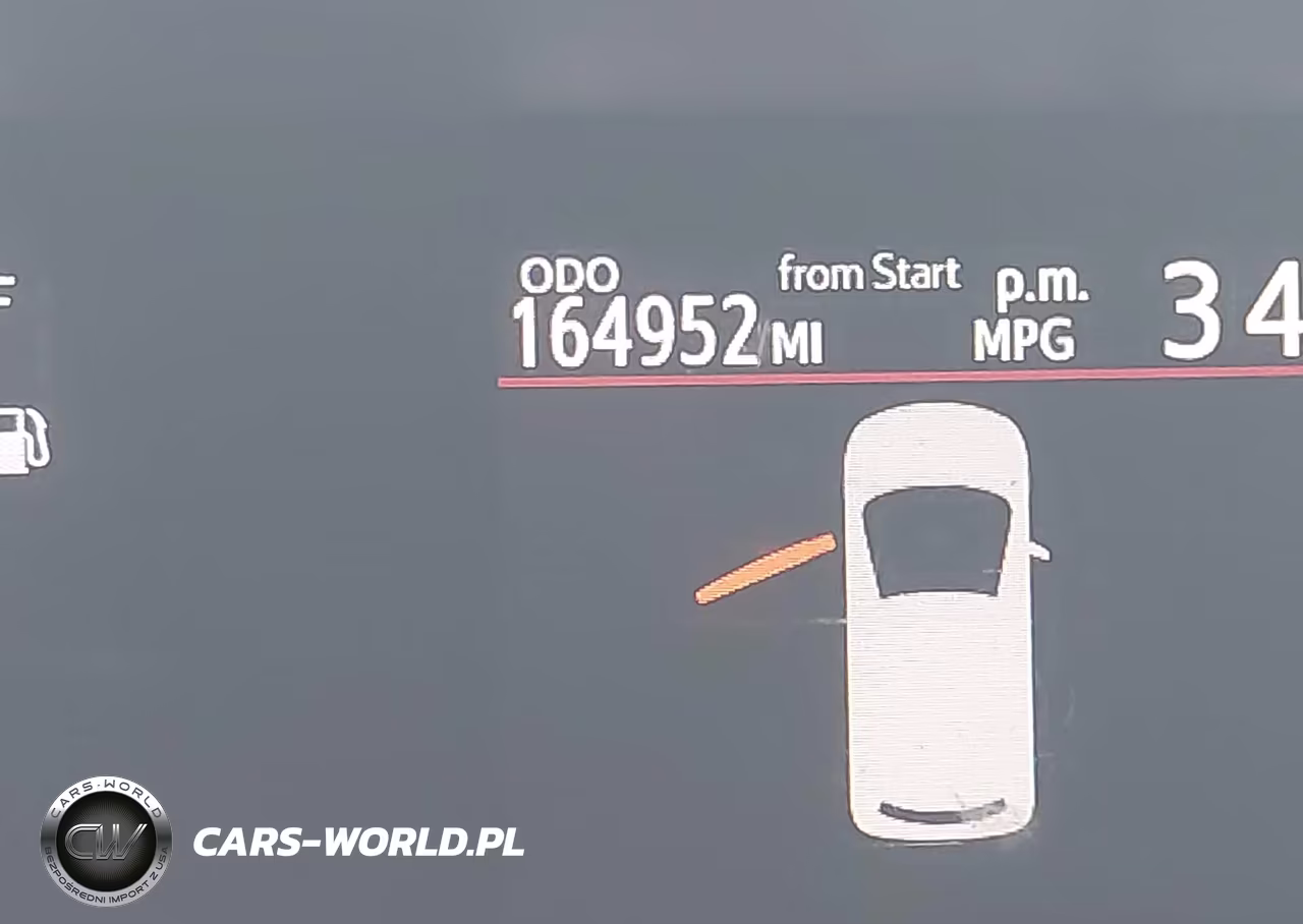 2015 Toyota Prius C Three VIN:JTDKDTB32F1581896 - 15