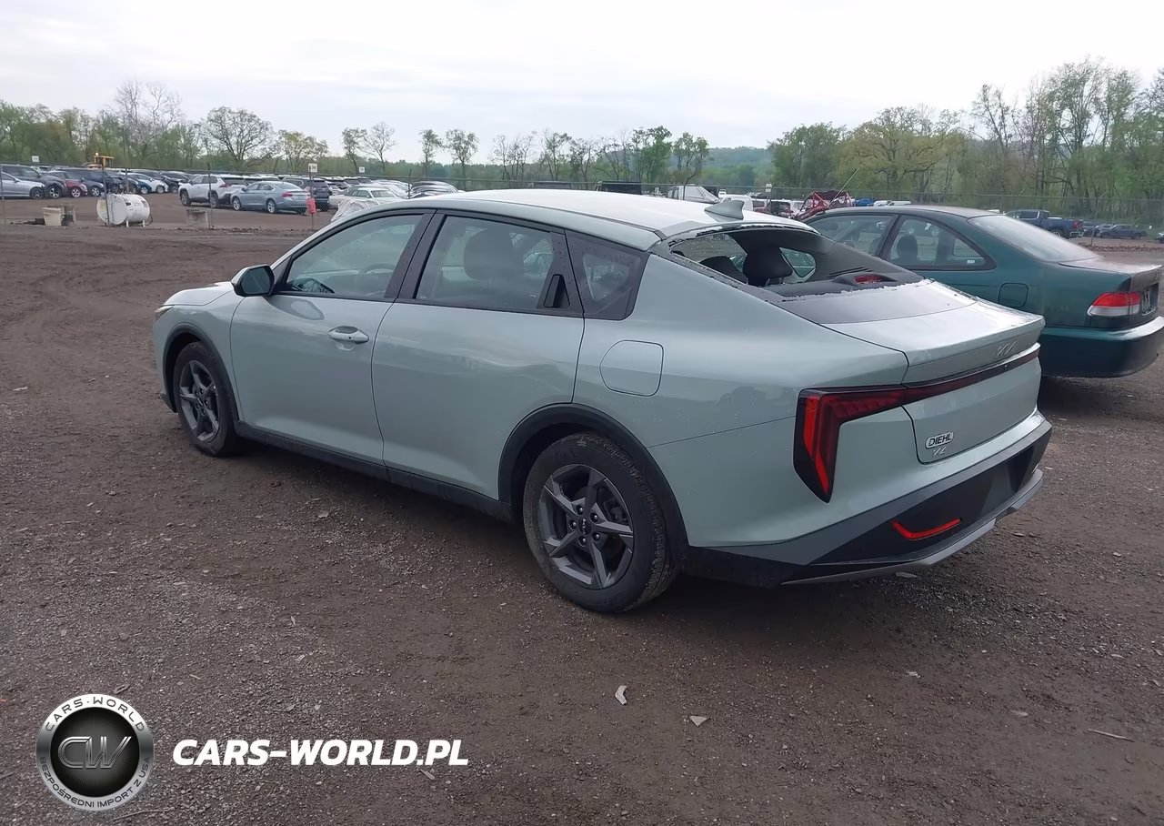 2025 Kia K4 Lxs VIN:3KPFT4DE4SE008269 - 3